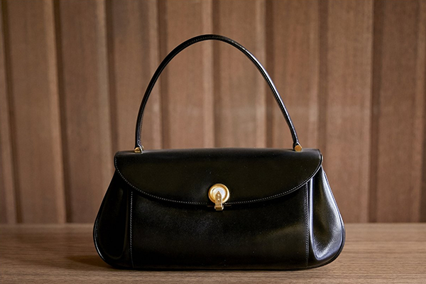 濱野のフォーマルバッグ